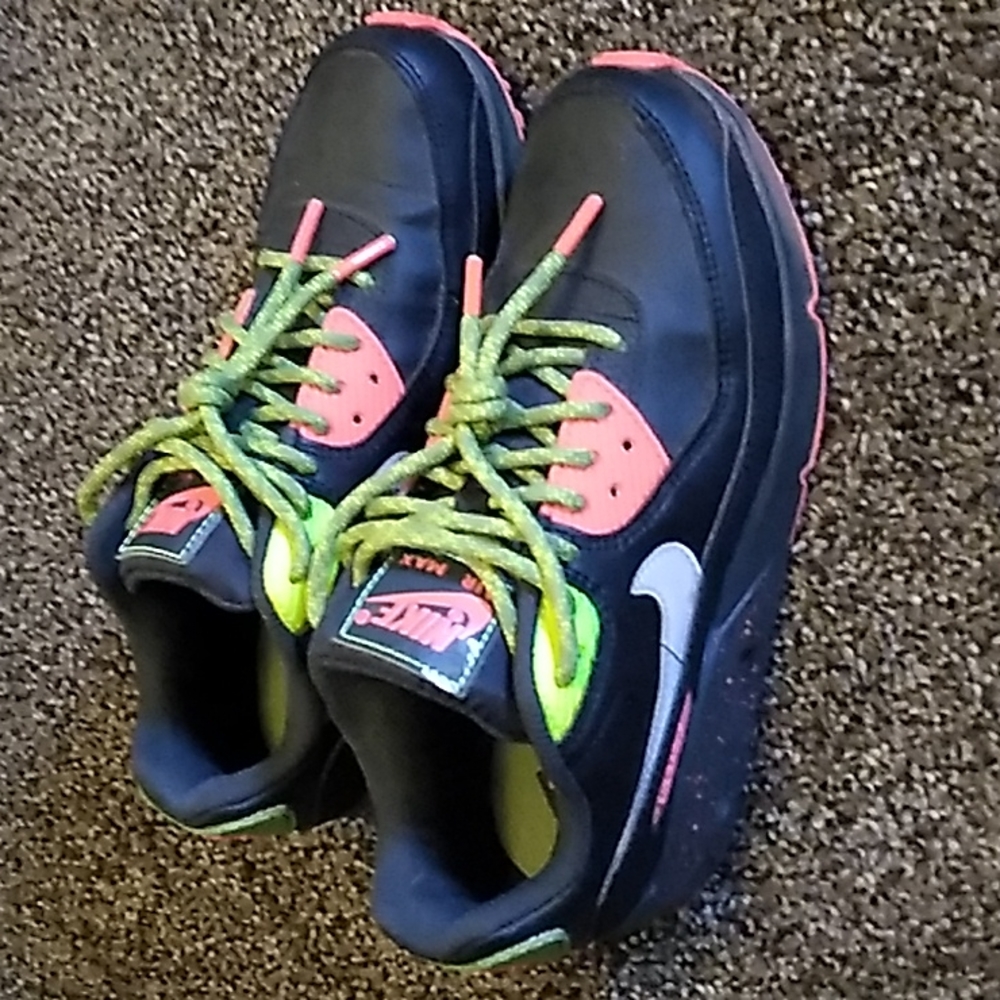 Black Asparagus Nike Air Max